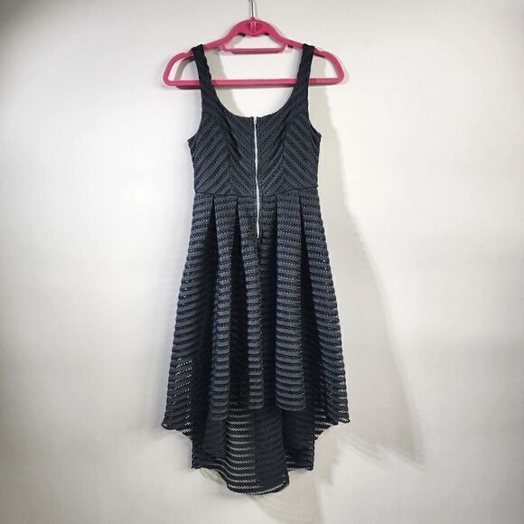 Venus size 2 dress - Picture 1 of 4